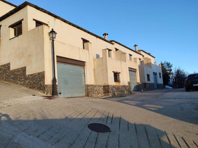 Se vende promoción de 4 dúplex y 3 apartamentos sin terminar en Laroles
