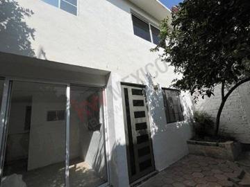 Se vende Propiedad con 2 casas en la colonia Las Peñas en Iztapalapa