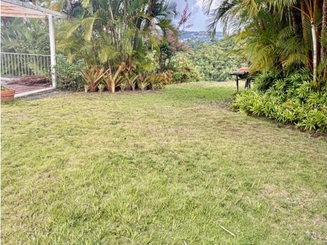 Se vende quinta 680m2 Lomas del Mirador 5096