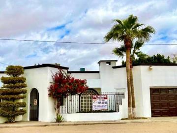 SE VENDE/ RENTA CASA EN SAN LUIS RIO COLORADO