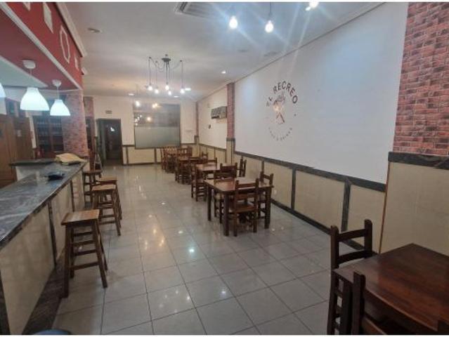 SE VENDE RESTAURANTE EN TORENO