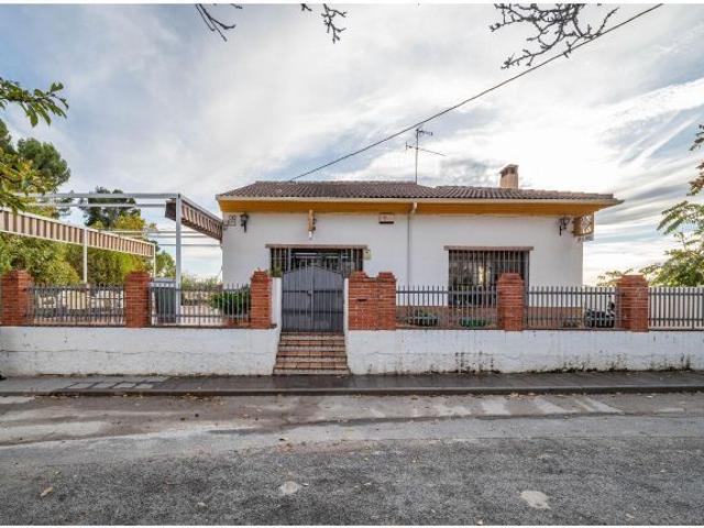Se vende Restaurante en Fuente Grande, Alfacar