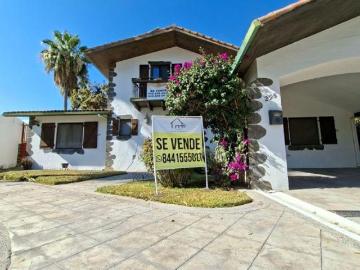 SE VENDE RESIDENCIA, EN FRACC. VILLAS DE SAN MIGUEL, 4 REC, SALTILLO COAH