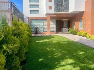 SE VENDE RESIDENCIA FRACC. HACIENDA DE LA PALOMA