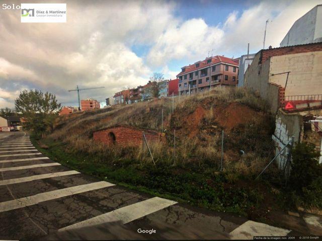 SE VENDE SOLAR URBANO EN LA VIRGEN DEL CAMINO
