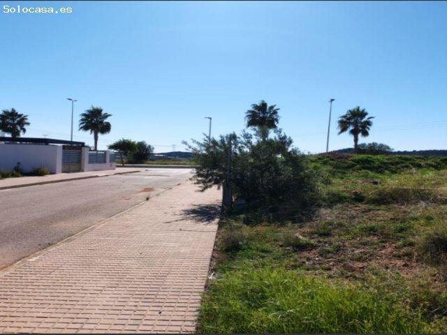 SE VENDE SOLAR EN EL AREA 6 DE 162 METROS CUADRADOS