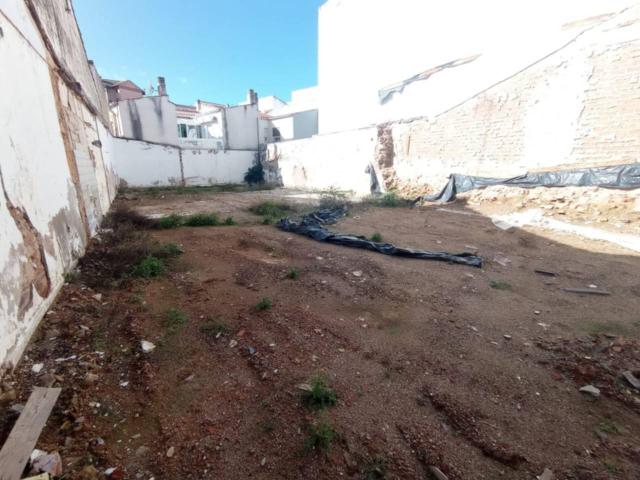 SE VENDE SOLAR EN EL CENTRO DE XIRIVELLA