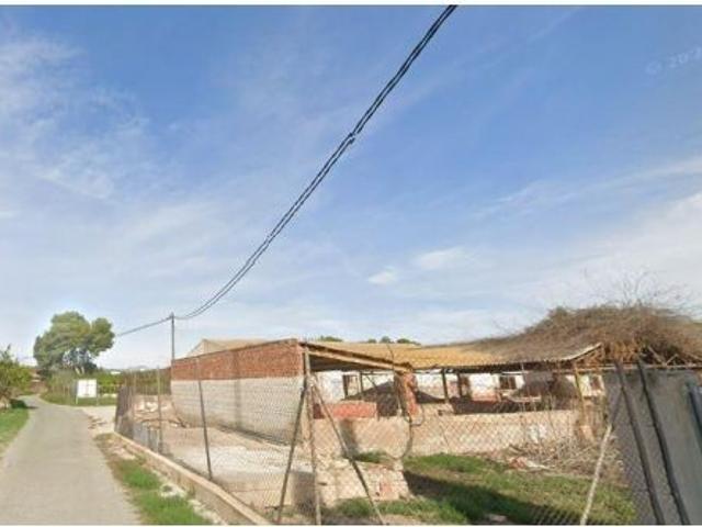 SE VENDE suelo urbano OKUPA en C Almazara Acequia Churra Vi