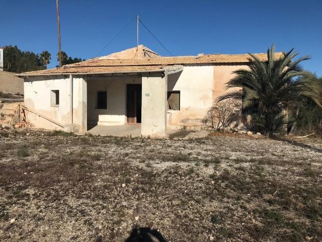 SE VENDEN 3.200 m2 DE PARCELA PARA INVERSIÓN