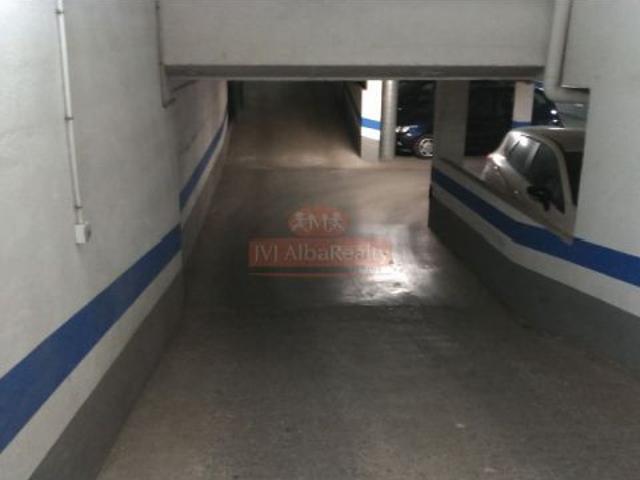 SE VENDEN 7 PLAZAS DE GARAJE, JUNTAS O DIVIDIDAS