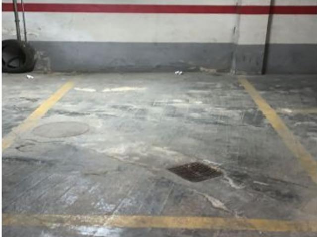 SE VENDEN 6 PLAZAS DE GARAJE EN EL CENTRO, 40.500 € CADA UNA