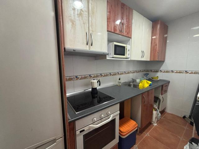 Se venden tres casas en Sabiñan