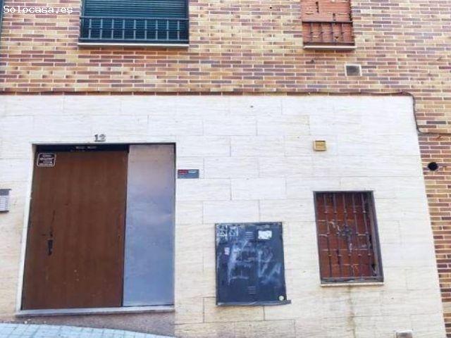 Se venden tres pisos OKUPADOS en Calle N S Nieves Nº 11 Toledo, Toledo