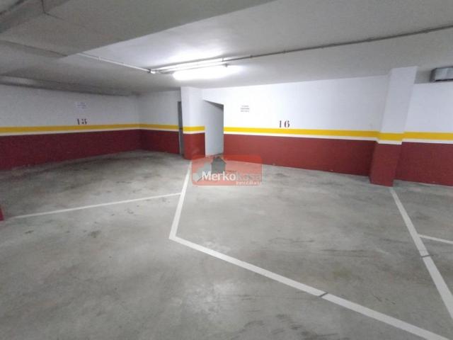 SE VENDEN VARIAS PLAZAS DE GARAJE EN RONDA FINGOI