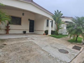 Se Vende/Alquila Casa en La Chorrera, Panamá Oeste
