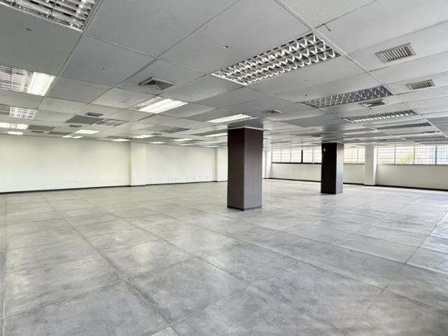 Se vende/alquila oficina 331m² Los Ruices