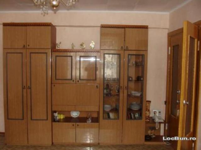 Se vinde urgent apartament cu 3 odai