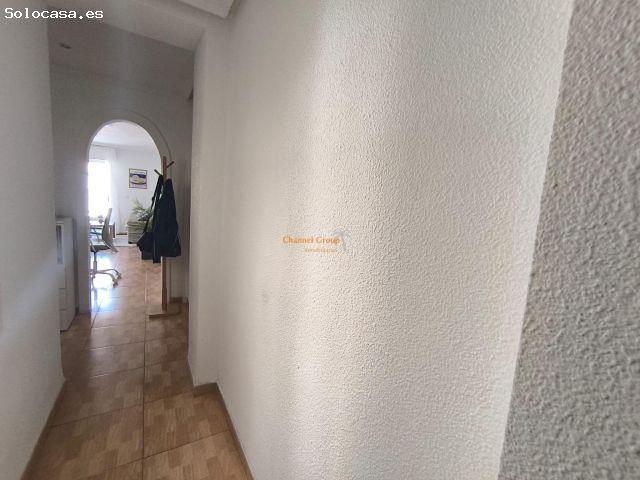SE ALQUILA MAGNIFICIO LOFT CON BALCÓN, ZONA CENTRO JUNTO A REINA VICTORIA !