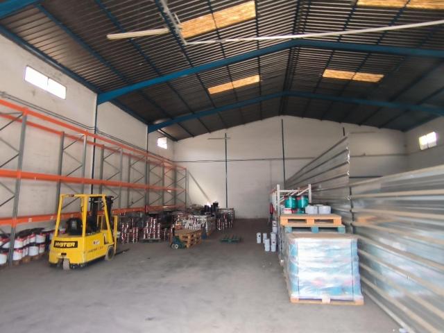 se alquila nave industrial
