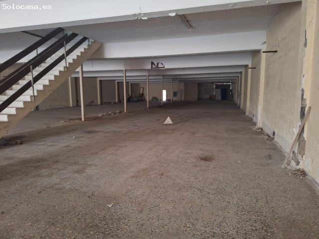 SE ALQUILA NAVE INDUSTRIAL EN ALMORADÍ, FRENTE GUARDIA CIVIL
