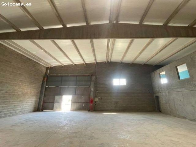 SE ALQUILA NAVE INDUSTRIAL EN POLIGONO BARREIROS
