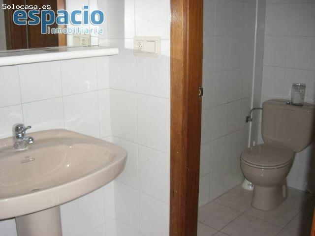 SE ALQUILA O SE VENDE OFICINA EN EL CENTRO DE PONFERRADA