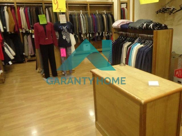 Se alquila o se vende Local Comercial en zona PINTORES