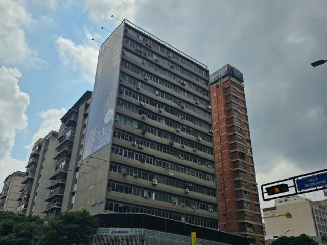 Se Alquila Oficina 100m² 1B Chacao