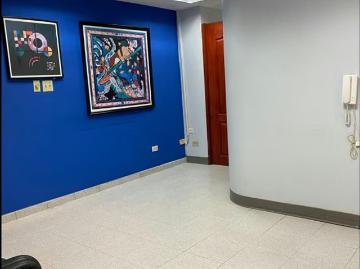 Se alquila oficina en el cangrejo torre ibc con divisiones vacia | espacios por usd 600.00 en Vía Argentina