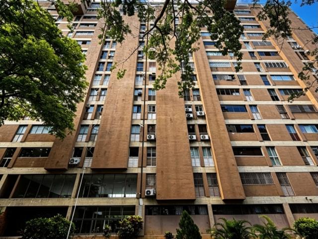 Se alquila aartamento 158m2 Colinas de los Ruices 9579
