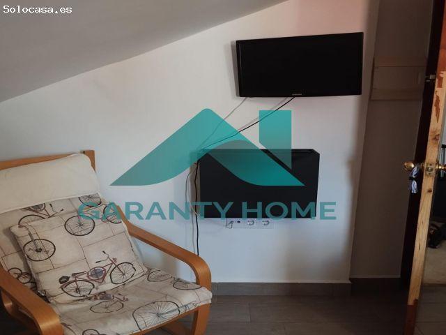 ? ¡SE ALQUILA APARTAMENTO ABUHARDILLADO REFORMADO!