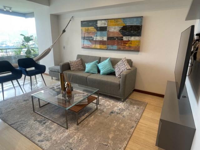 Se Alquila Apartamento Colinas de Bello Monte 60m2