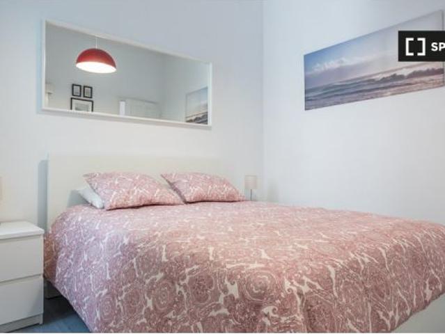 Se alquila apartamento de 1 dormitorio en Cortes, gastos incluidos