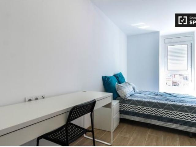 Se alquila apartamento de 1 dormitorio en Hostafrancs, se admiten estudiantes y parejas