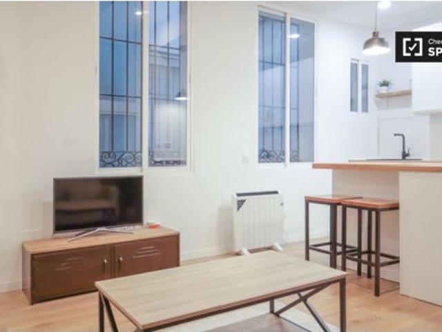 Se alquila apartamento de 1 dormitorio en Palacio, gastos incluidos