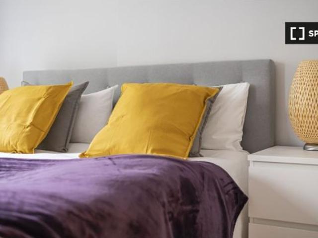 Se alquila apartamento de 1 dormitorio en Palos de Moguer, gastos incluidos