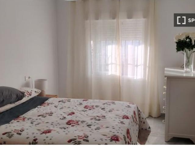 Se alquila apartamento de 2 dormitorios en Mijas, todos los gastos incluidos