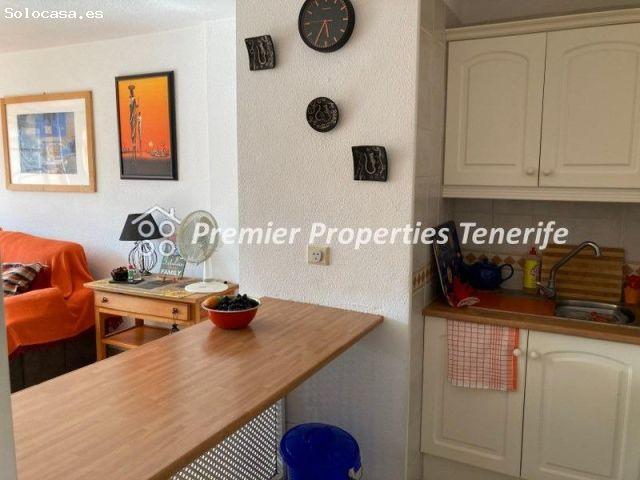 SE ALQUILA apartamento de 2 dormitorios, The Heights, Los Cristianos, Arona
