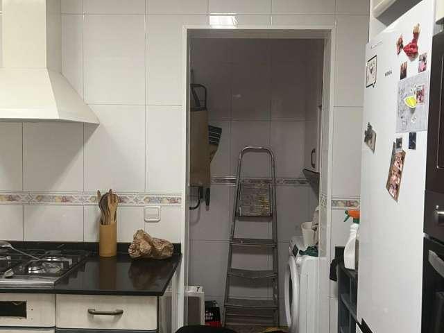 Se alquila apartamento de 2 habitaciones en el centro de Barcelona