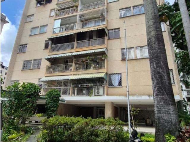 Se Alquila Apartamento de 3h/2B/1P en 4ta Av Los Palos Grandes