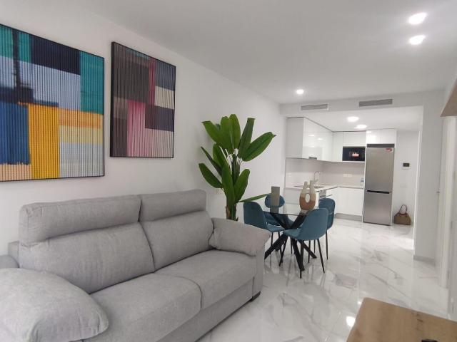 SE ALQUILA APARTAMENTO EN ALICANTE TEMPORADA MEDIA