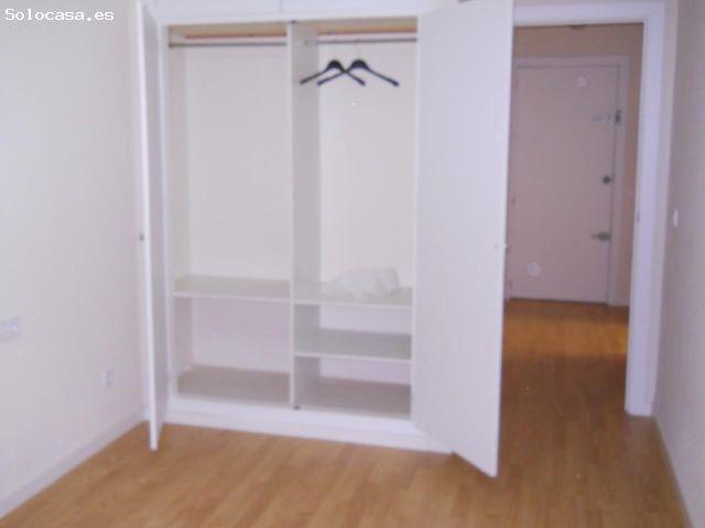 Se alquila apartamento en el centro