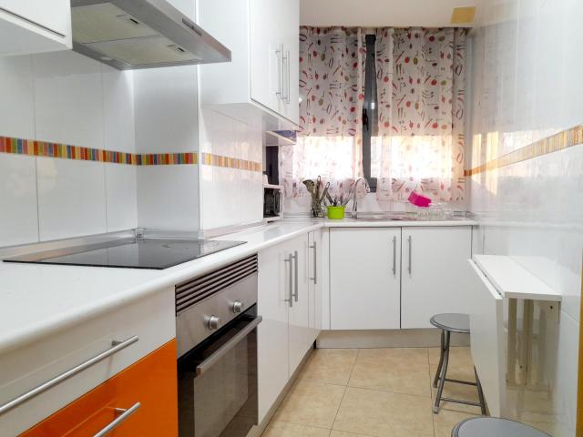 Se alquila apartamento en Guadalupe