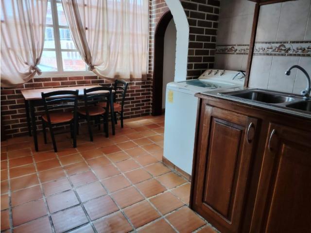 SE ALQUILA APARTAMENTO EN LA AVENIDA RÓMULO GALLEGOS AL10 310RG RGON