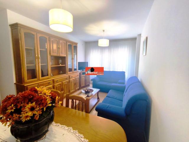 SE ALQUILA APARTAMENTO LUMINOSO EN ACEÑA DE OLGA