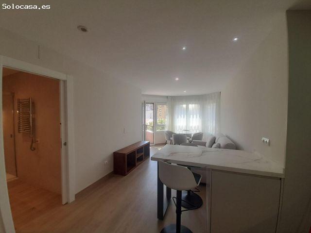 Se alquila apartamento reformado con terraza en San Fernando/Numancia de Santander