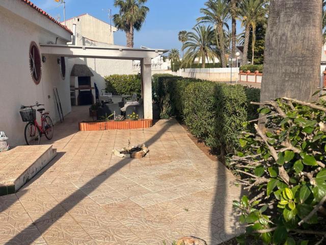 Se alquila Bungalow en residencial Estrella de Mar, Los Urrutias