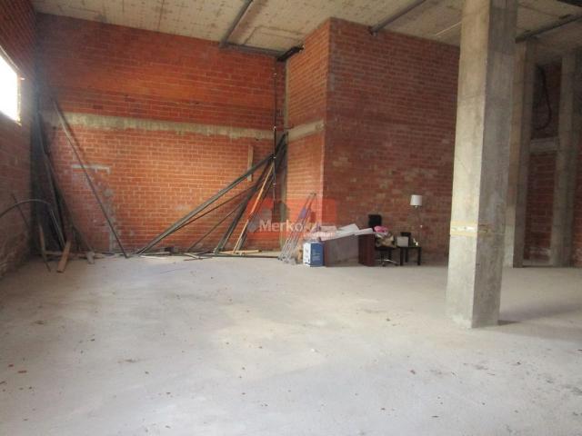 SE ALQUILA BAJO O SE VENDE COMERCIAL EN OBRA AVENIDA DE LA CORUÑA