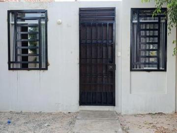 Se Alquila Casa Amoblada En Urb Sol De Ica Etapa Ii