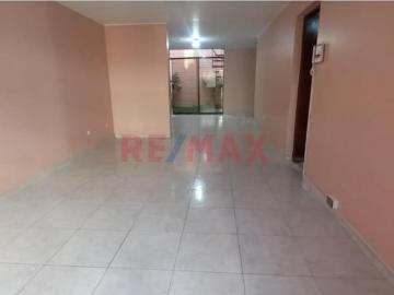 Se Alquila Casa Para Vivienda U Oficina Puerta Cerrada!